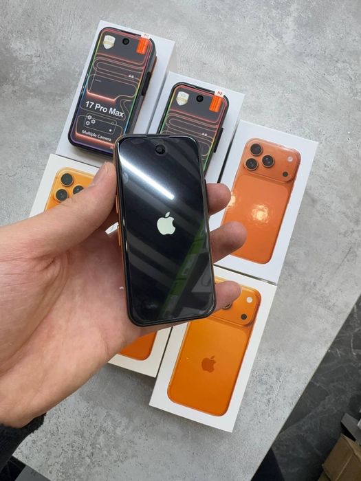 Iphone 17 pro max mini