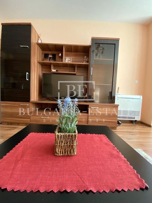 Дава се под наем Тристаен апартамент в Варна, Левски - 93 кв.м за 1200 € - Снимка #2