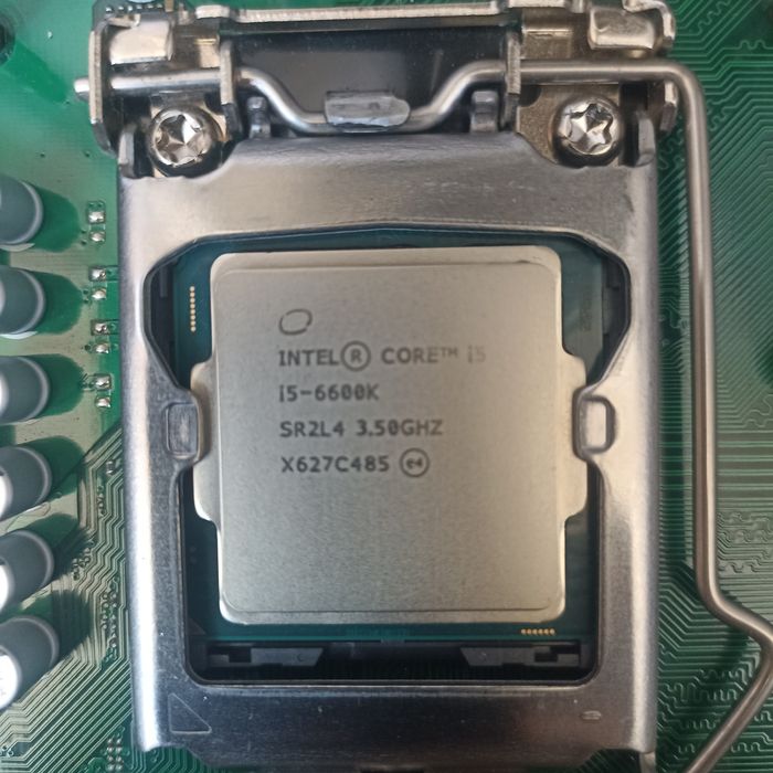 Vând kit i5-6600K | ASUS Q270M | 16GB DDR4 HyperX | AIO Lichid - SAU SCHIMB 64GB DDR4 ECC