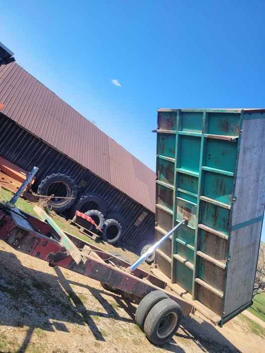 Remorca basculabila 3 părți