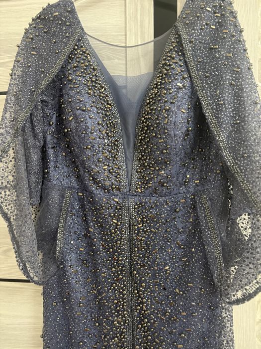 Продам шикарное платье