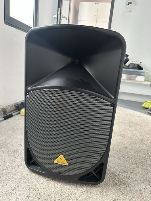 Behringer Eurolive B115D Activă 15” – Necesită Reparație