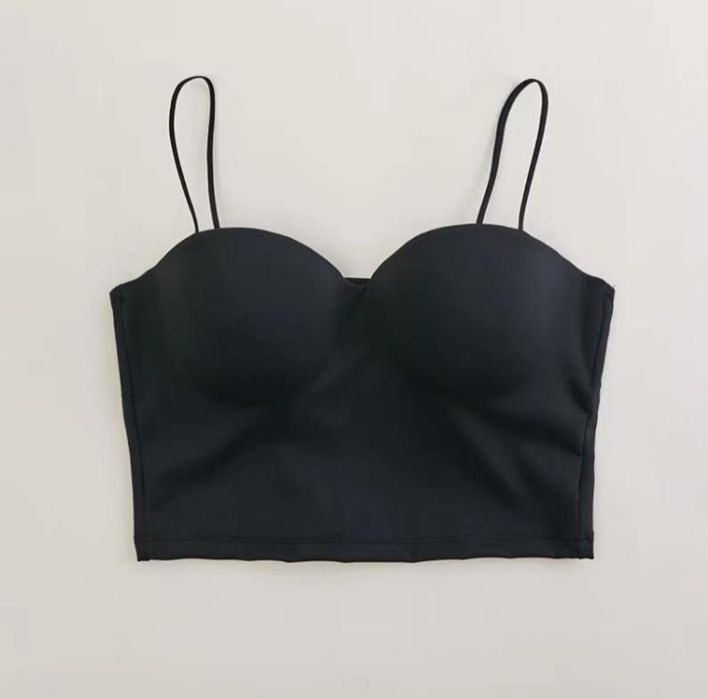 Топ на бретельках новый 40-42р