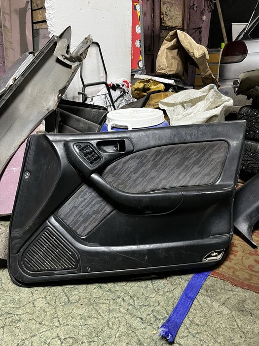 Дверные карты Subaru legacy BG/BD