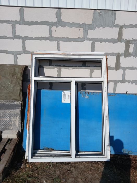 Пластиковые окна, рамы 3 шт
