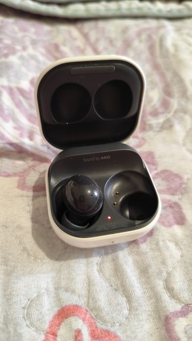Samsung buds 2 earphones