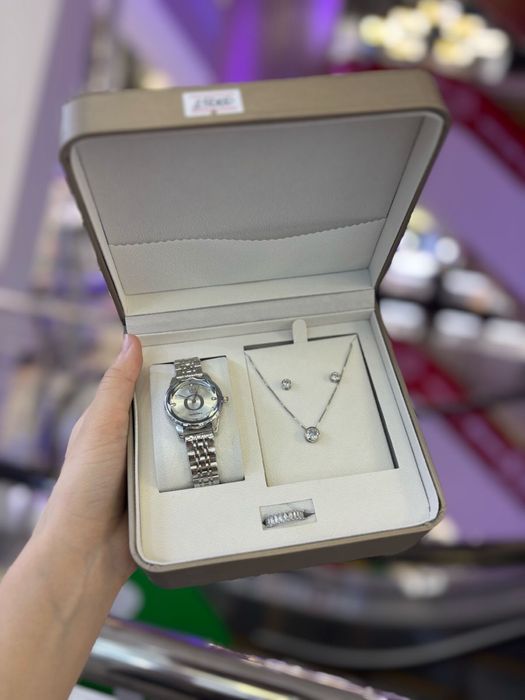 Продается наручные часы