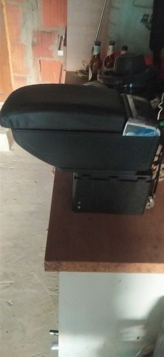 Vând Cotiera  auto