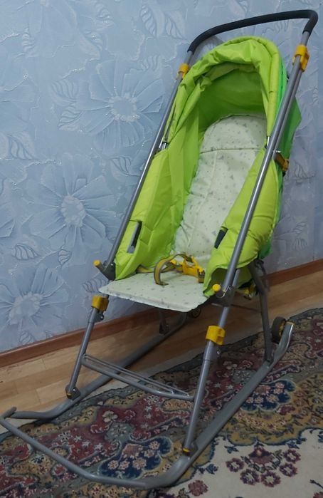 Продаю     санки