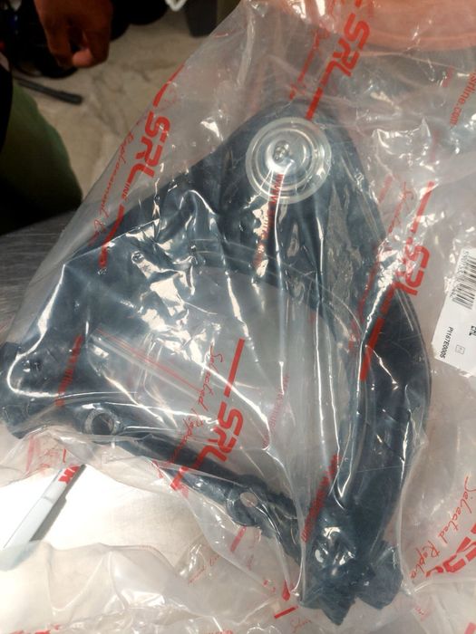 Носачи за Паджеро.