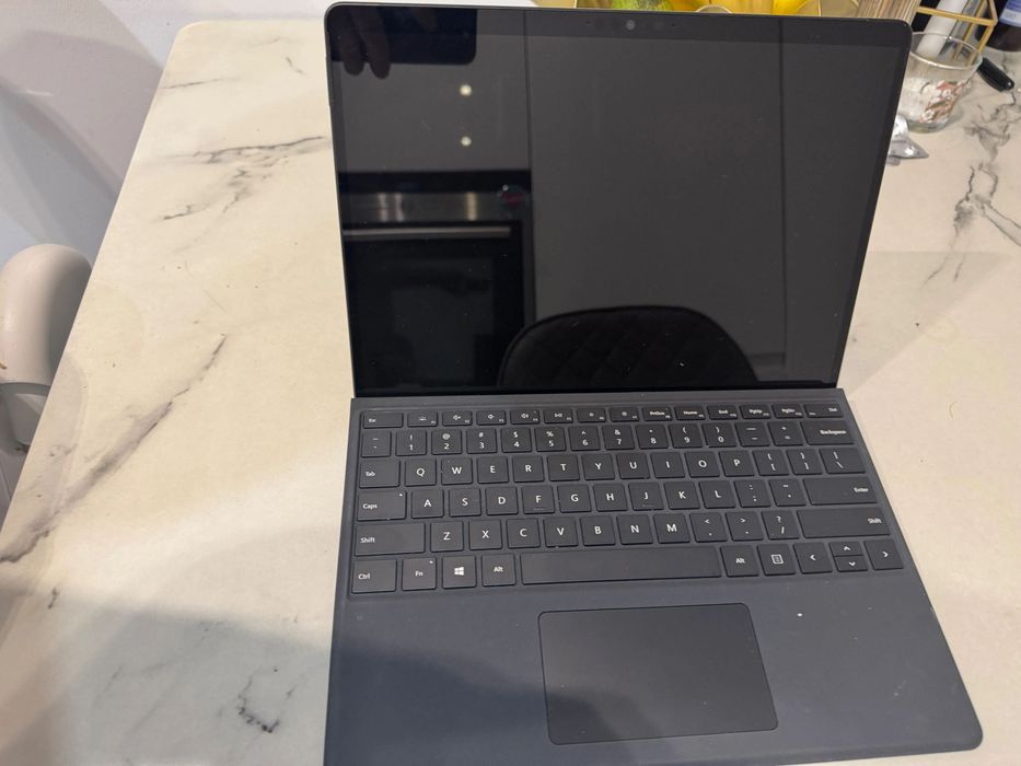 Microsoft Surface Pro 8 на windows . Сенсорный Ноутбук - планшет