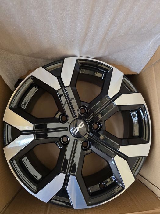 Jante de aliaj pentru dacia duster pe 16 marca rc wheels  model  514