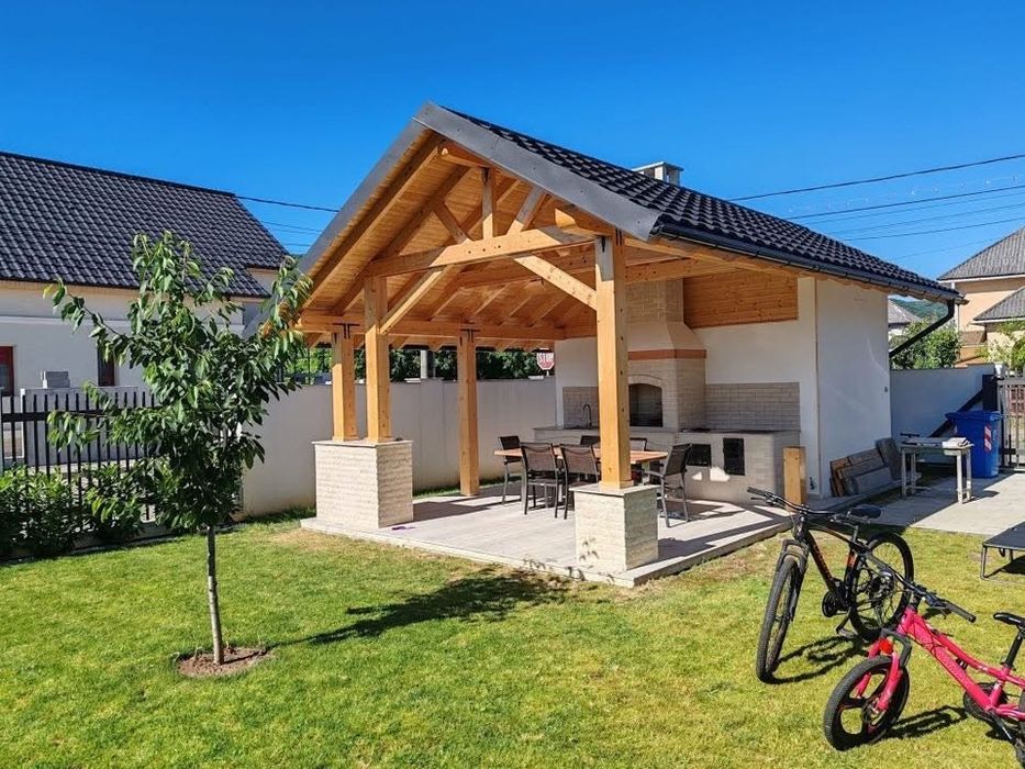 Construim foisoare terase si casute de gradina
