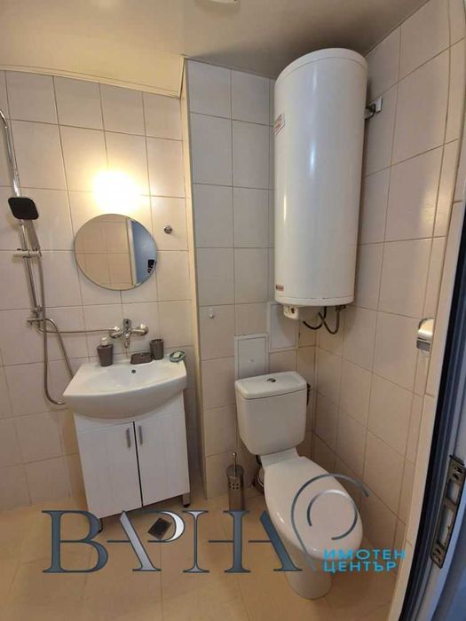 Дава се под наем Двустаен апартамент в Варна, Център - 45 кв.м за 353.94 € - Снимка #8