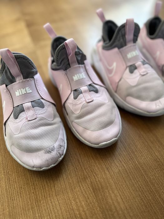 Кроссовки найк оригинал.