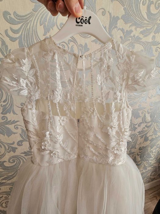 Дизайнерское детское платье