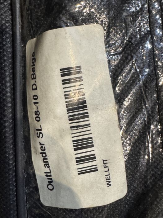 Модельные чехлы для Mitsubishi outlander 08-10г.в