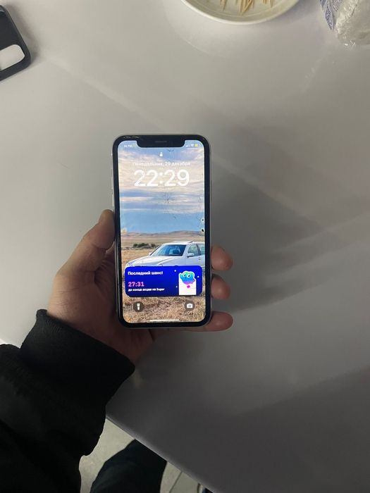Продам айфон хр 64гб