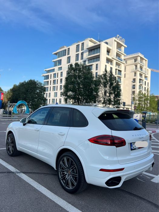 PORSCHE Cayenne 2015 — imagine 3