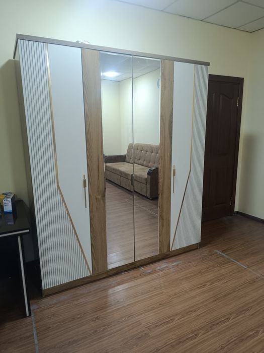 Shkaf 4 eshik 200x180li