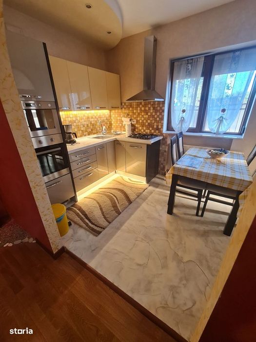 Casa individuala - 2 camere - zona Tg. Cucu - Statia Padurii
