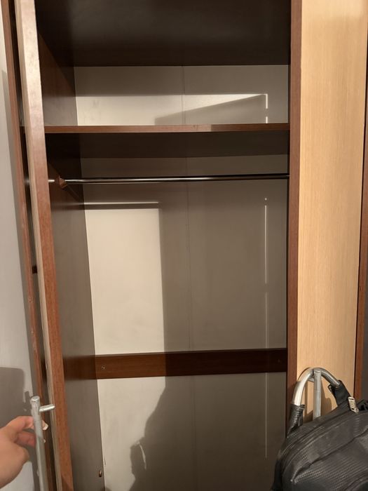 Шкаф для одежды, тумба с зеркалом