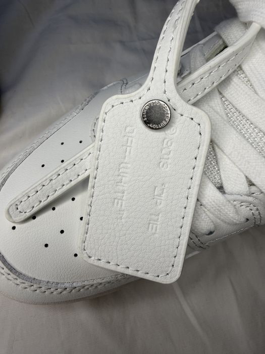 Off-White Out of Office