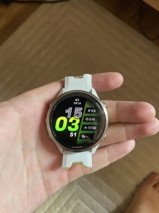Срочно продам часы garmin forerunner 970
