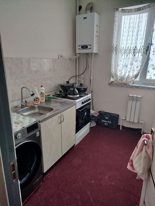 Bõstonliq tumani, Gazalkent, Nahalovka hududi 2 hona, 45 kv, 3 etaj