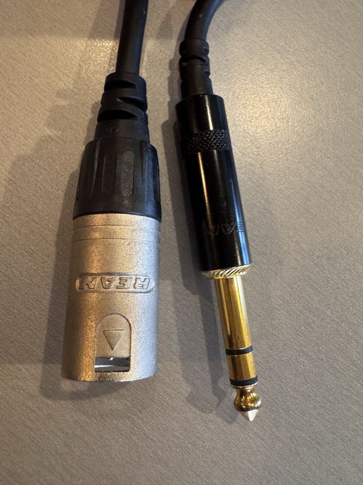 Pereche cabluri audio Cordial de 1,5 m