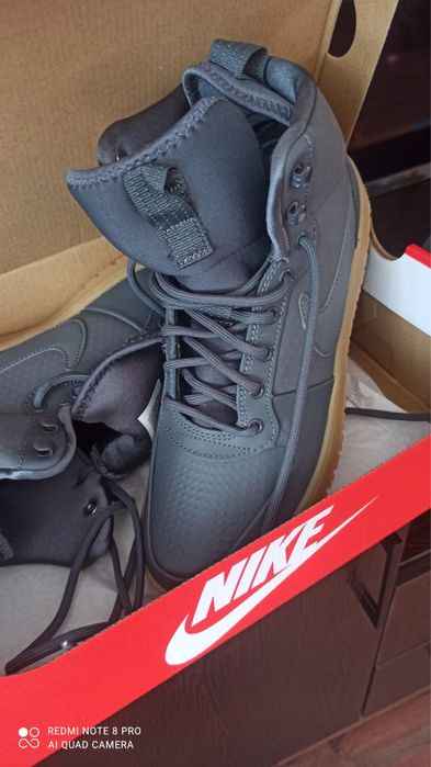 Продам оригинал  Nike