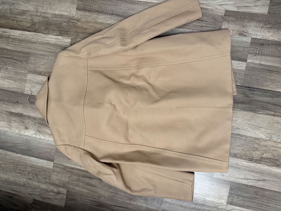 Palton Zara nou cu eticheta