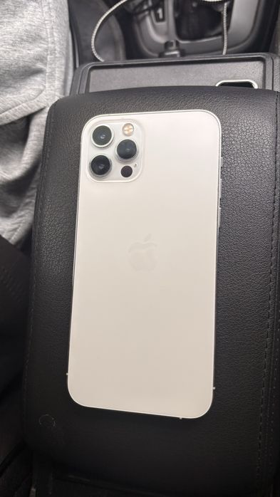 Продам Ipnone 12 Pro 256гб  обмена нету
