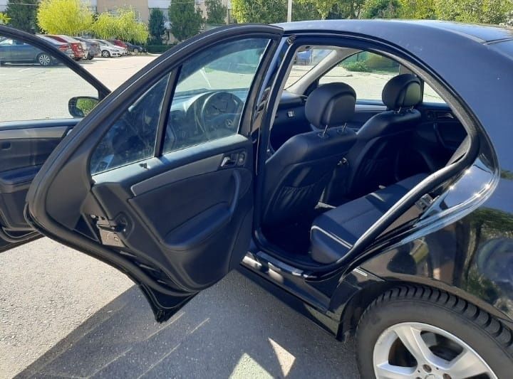 MERCEDES-BENZ C-Class 2006 — imagine 4