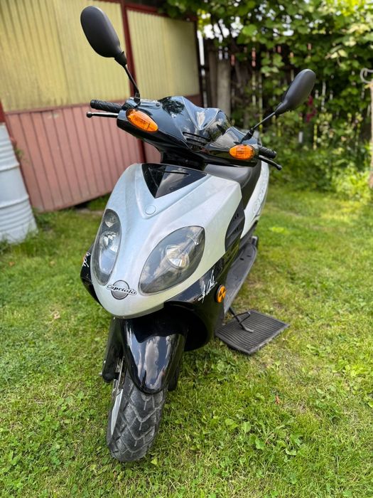Motocicleta Qingqi