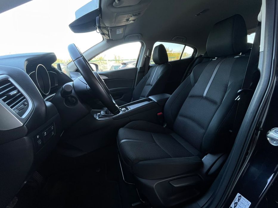 Mazda 3 - 05 2017, 1.5 Diesel, Euro6, 138.064km, Foarte ingrijita, Senzori Parcare, Încălzire Scaune, Keyless Entry/Go, Bluetooth, Jante Aluminiu etc.