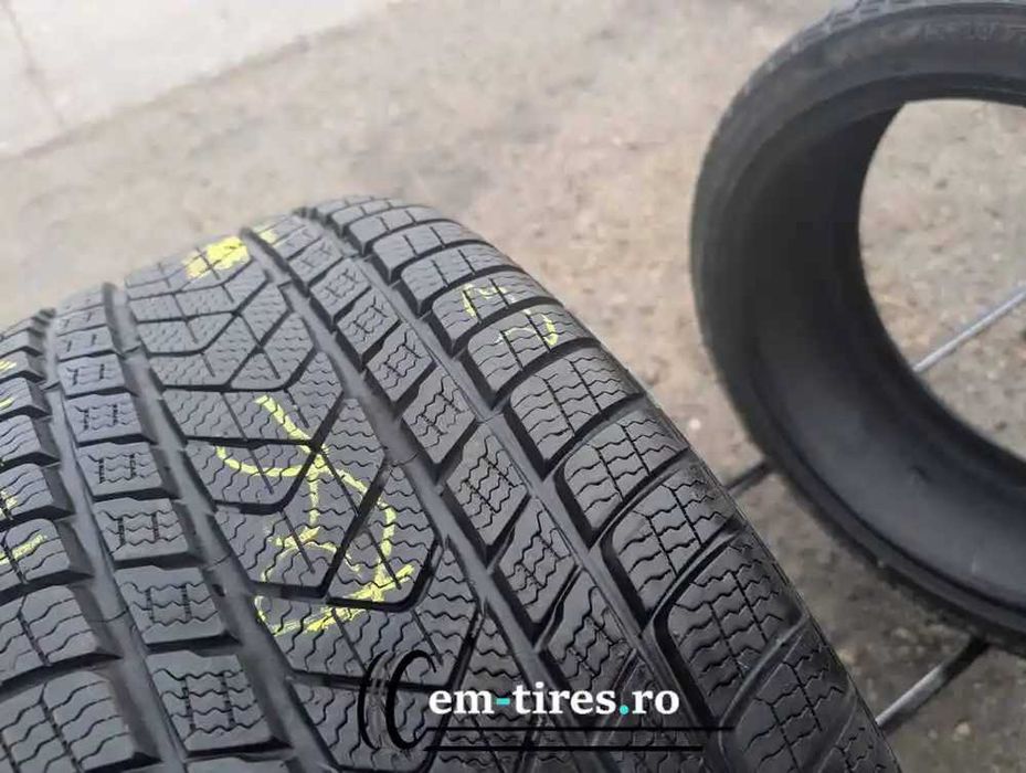 Anvelopa Iarna 275/40 R19 PIRELLI Sottozero 3 105V - Runflat