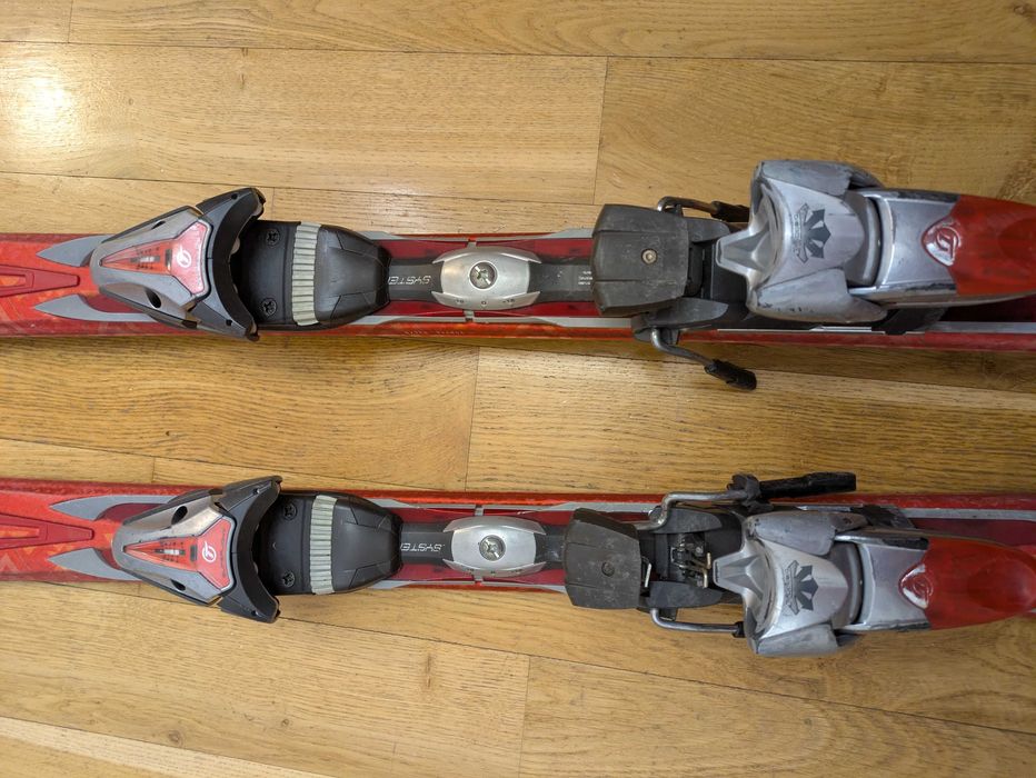 ски head hot thang 149см