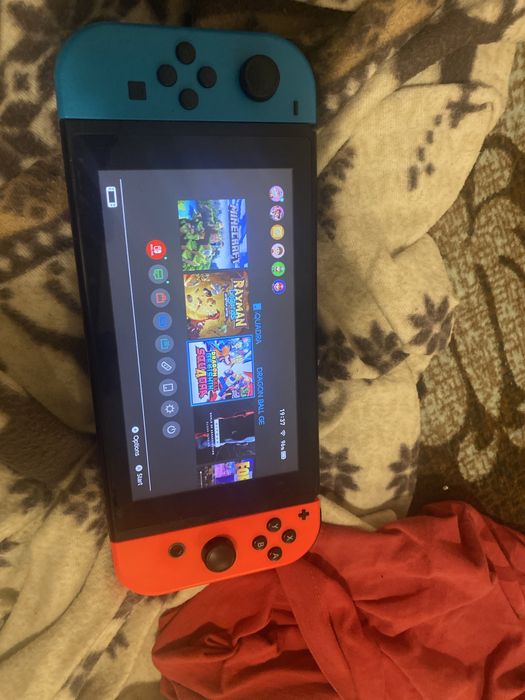 Vand schimb nintendo switch ! Profita maxim! Pachet full!