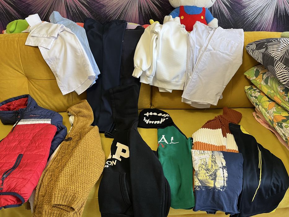 Продам .Вещи на мальчика.