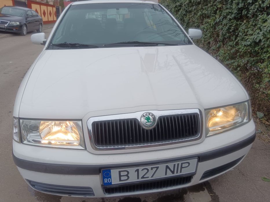 Skoda Octavia Tour 1-1.6MPI-102Cp-2008-Ac.Proprietar în acte