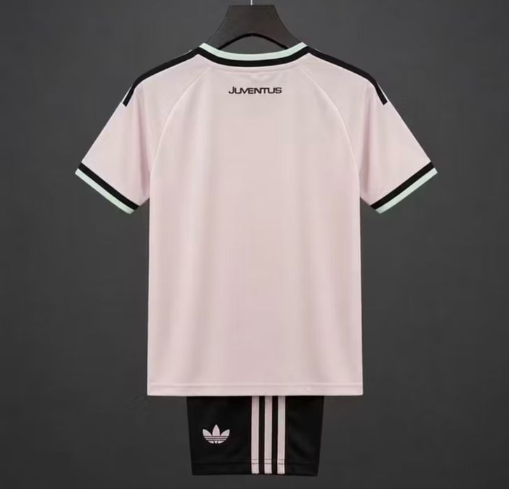 Echipament fotbal copii (tricou + pantaloni) Juventus 26/27
