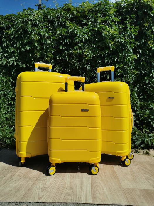 Чемоданы из полипропилена