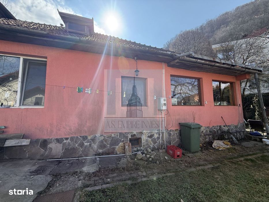 Apartament 3 camere,82 mp utili, la casa, singur in curte-zona Central — fotografia 3