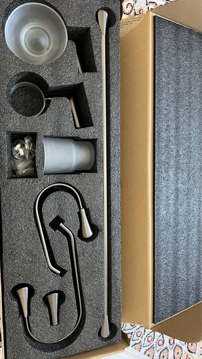 Набор для ванны и туалета