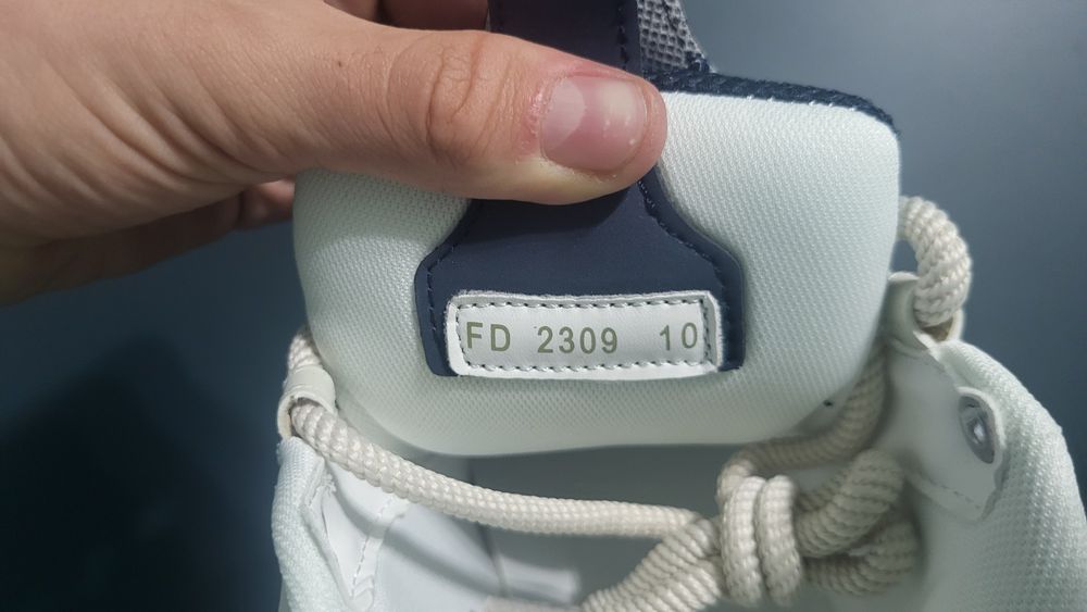 LV Skate Dark Blue