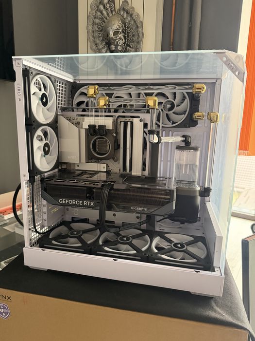 Unitate PC intel ultra 9-285K , RTX 5080