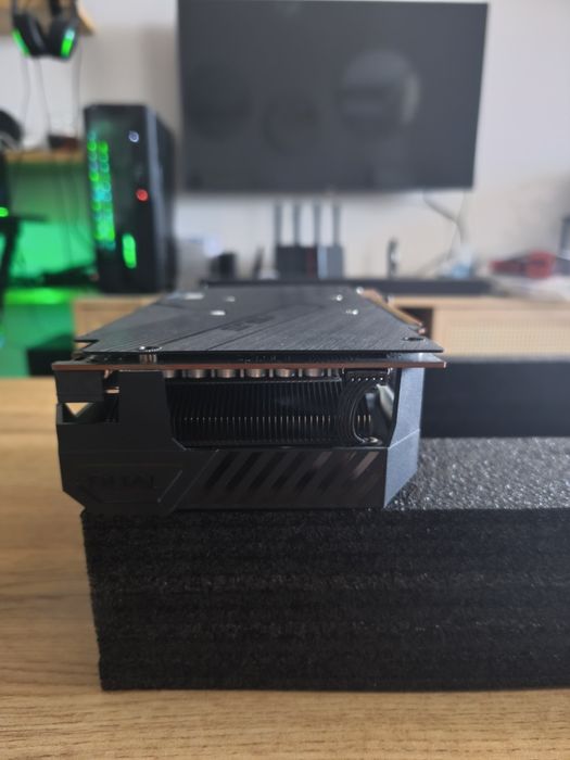 Amd Radeon Rx 7600: Asus dual