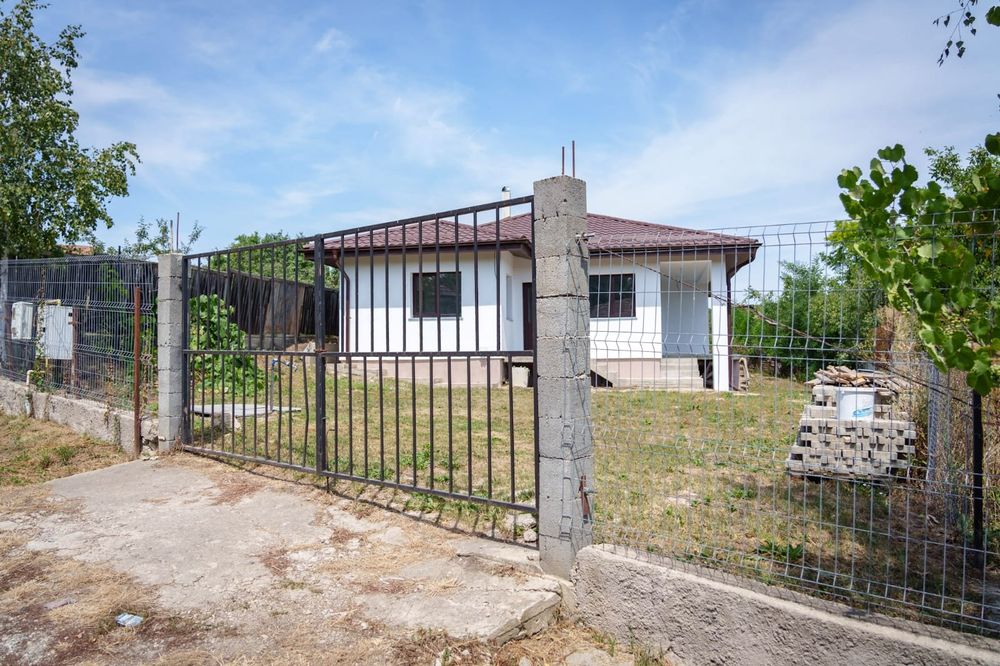 Casa de vânzare pata