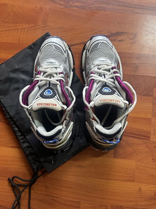 Balenciaga runners